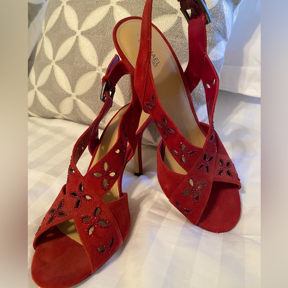 Michael Kors red suede high-heel shoes with subtle sparkle. Excellent condition.